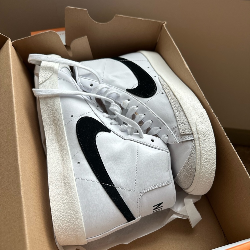 Nike Women’s Blazers